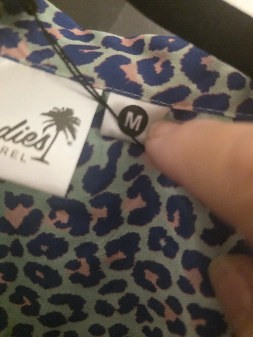 NWT Boardies Shirt - M